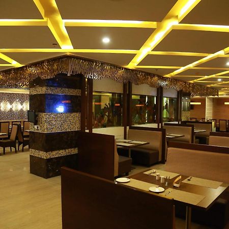 Hotel Svm Grand Medipally Hajdarábád Exteriér fotografie