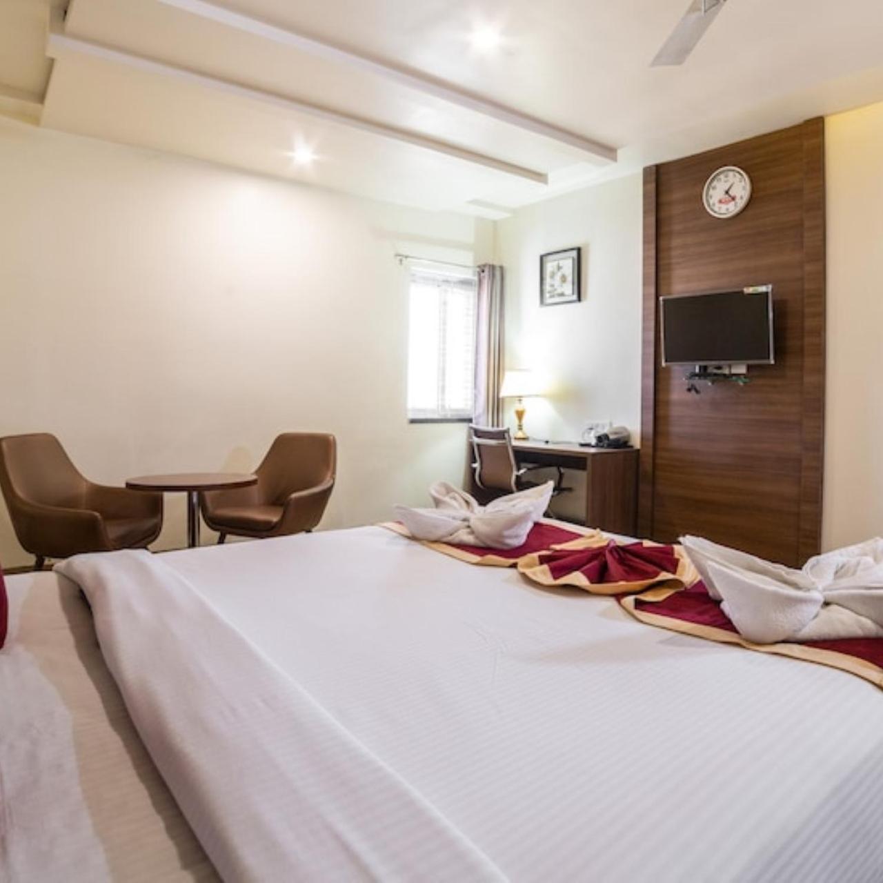Hotel Svm Grand Medipally Hajdarábád Exteriér fotografie