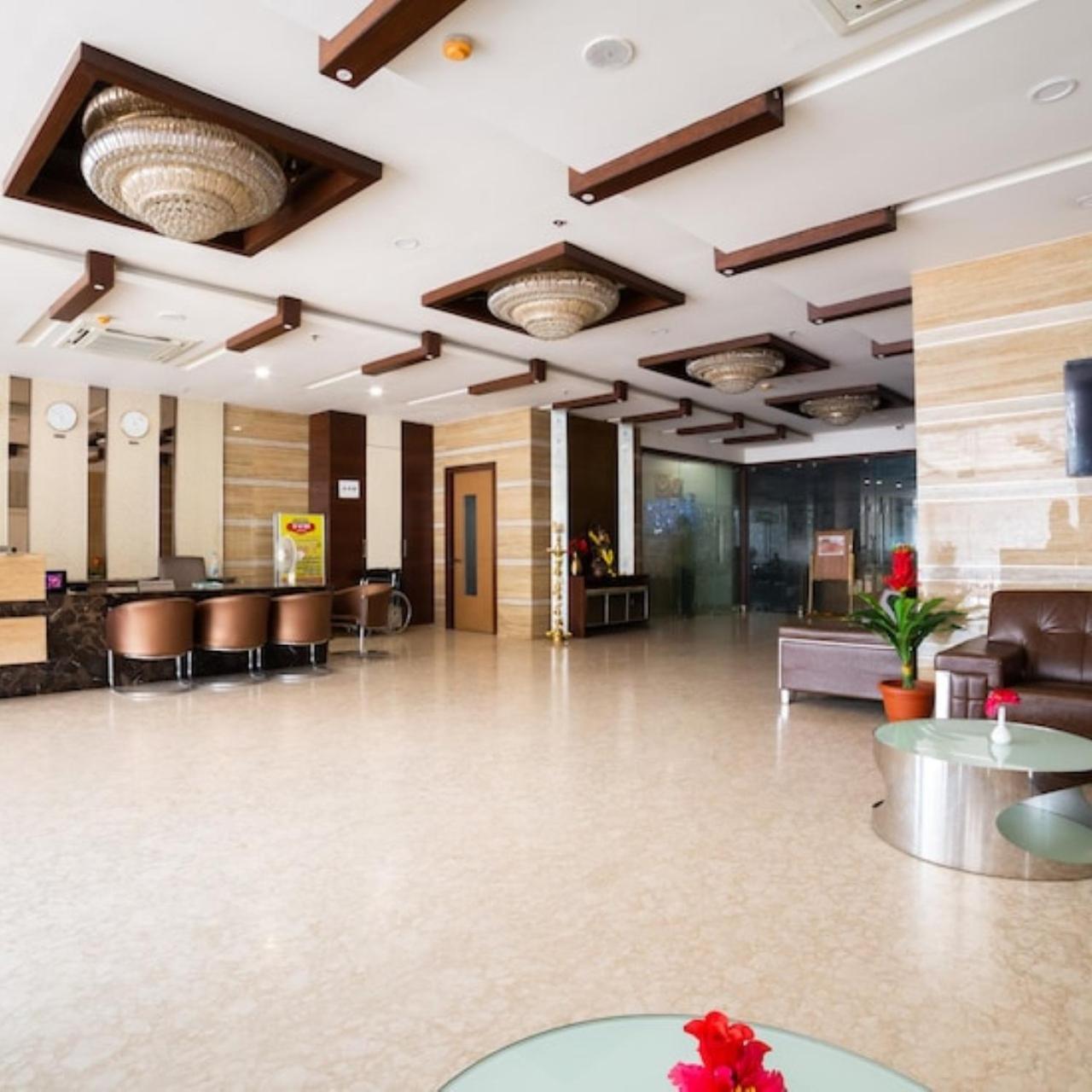 Hotel Svm Grand Medipally Hajdarábád Exteriér fotografie